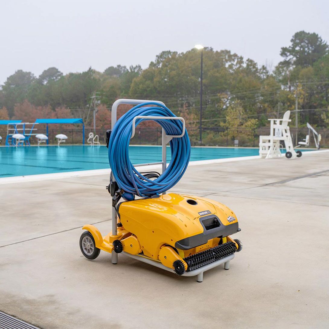 Dolphin Wave 140 Commercial Pool Cleaner, Detail Page 2 - EZ Pools