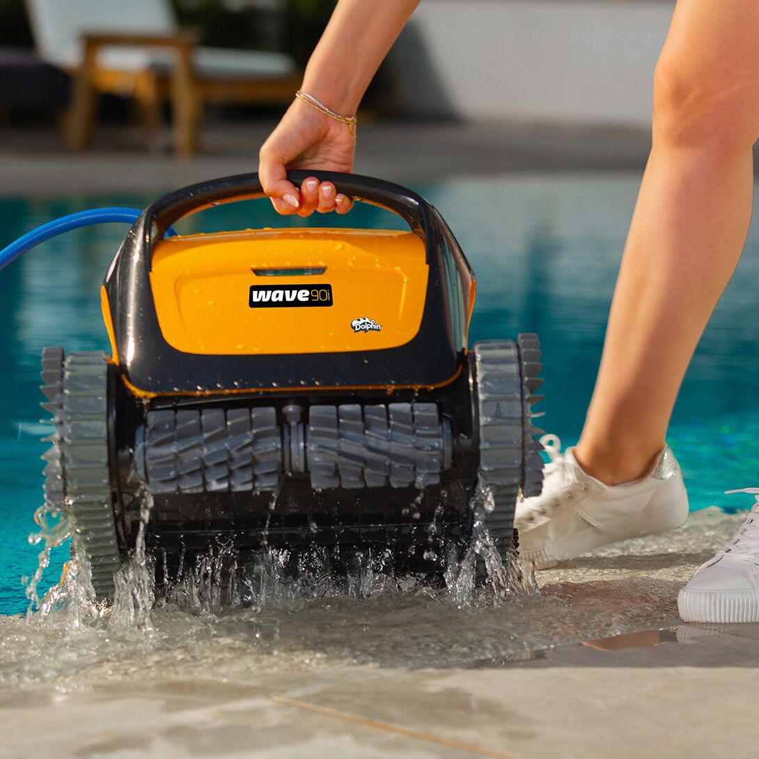 Dolphin Wave 90i Robotic Pool Cleaner w/ Caddy - 78 ft cable